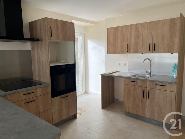 Maison &agrave; louer - 4 pi&egrave;ces - 118,80 m2 - Le Chatellier - 35 - BRETAGNE