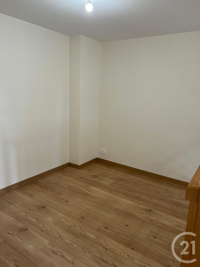 Maison &agrave; louer - 4 pi&egrave;ces - 118,80 m2 - Le Chatellier - 35 - BRETAGNE