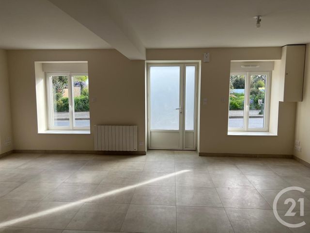 Maison &agrave; louer - 4 pi&egrave;ces - 118,80 m2 - Le Chatellier - 35 - BRETAGNE