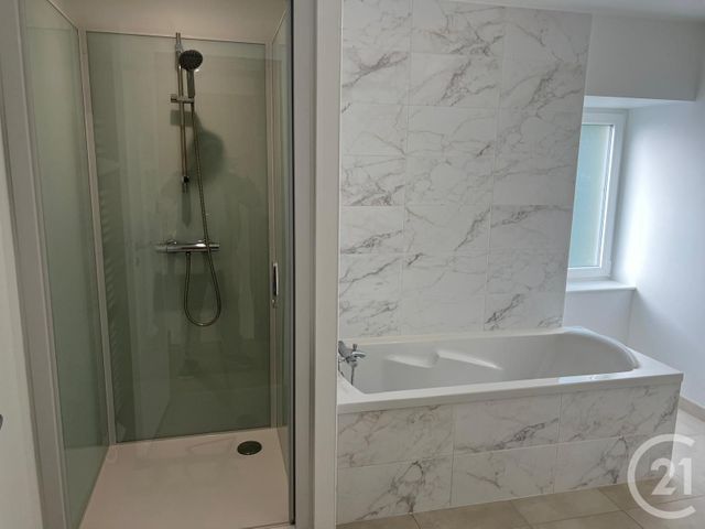 Maison &agrave; louer - 4 pi&egrave;ces - 118,80 m2 - Le Chatellier - 35 - BRETAGNE