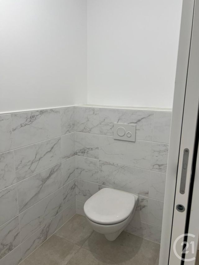 Maison &agrave; louer - 4 pi&egrave;ces - 118,80 m2 - Le Chatellier - 35 - BRETAGNE