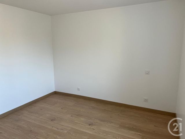 Maison &agrave; louer - 4 pi&egrave;ces - 118,80 m2 - Le Chatellier - 35 - BRETAGNE