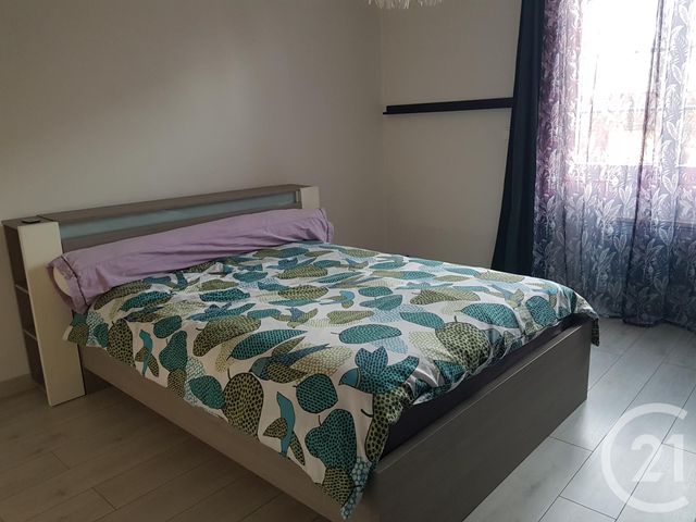 Appartement T3 &agrave; louer - 3 pi&egrave;ces - 55,48 m2 - Fougeres - 35 - BRETAGNE