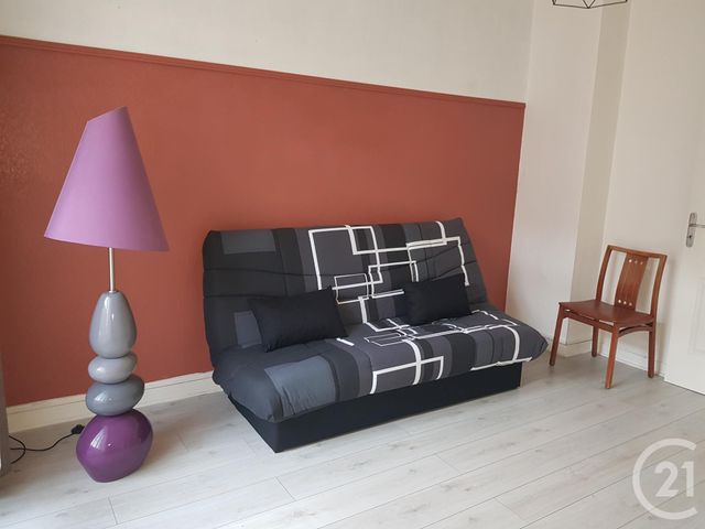 Appartement T3 &agrave; louer - 3 pi&egrave;ces - 55,48 m2 - Fougeres - 35 - BRETAGNE