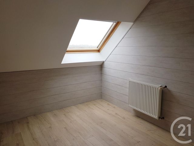 Maison &agrave; louer - 4 pi&egrave;ces - 137,50 m2 - Maen Roch - 35 - BRETAGNE
