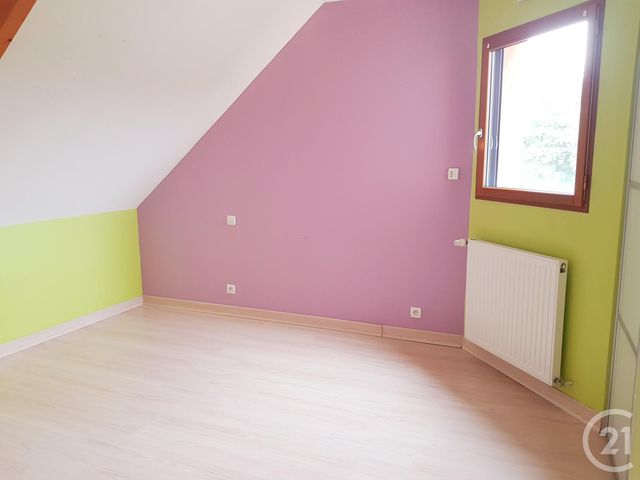 Maison &agrave; louer - 4 pi&egrave;ces - 137,50 m2 - Maen Roch - 35 - BRETAGNE