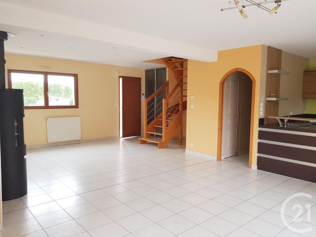 Maison &agrave; louer - 4 pi&egrave;ces - 137,50 m2 - Maen Roch - 35 - BRETAGNE