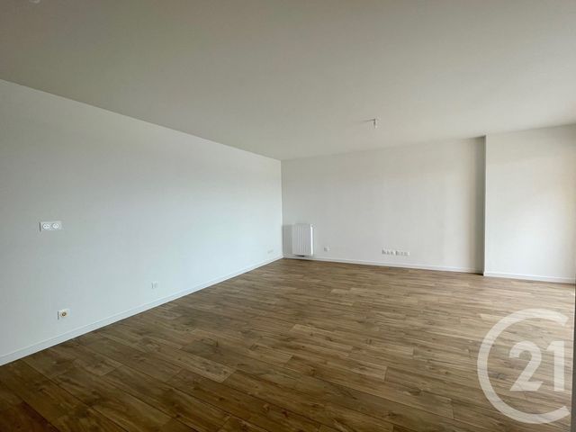 Appartement T4 &agrave; vendre - 4 pi&egrave;ces - 84 m2 - Fougeres - 35 - BRETAGNE