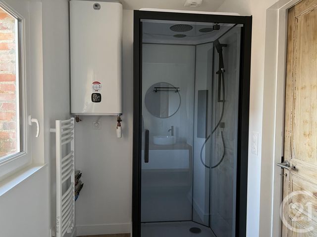 Appartement &agrave; louer - 3 pi&egrave;ces - 79,44 m2 - Fougeres - 35 - BRETAGNE