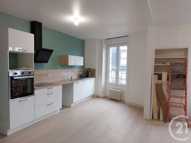 Appartement F2 &agrave; louer - 2 pi&egrave;ces - 50 m2 - Fougeres - 35 - BRETAGNE