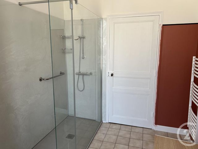 Appartement &agrave; louer - 2 pi&egrave;ces - 44,89 m2 - Fougeres - 35 - BRETAGNE