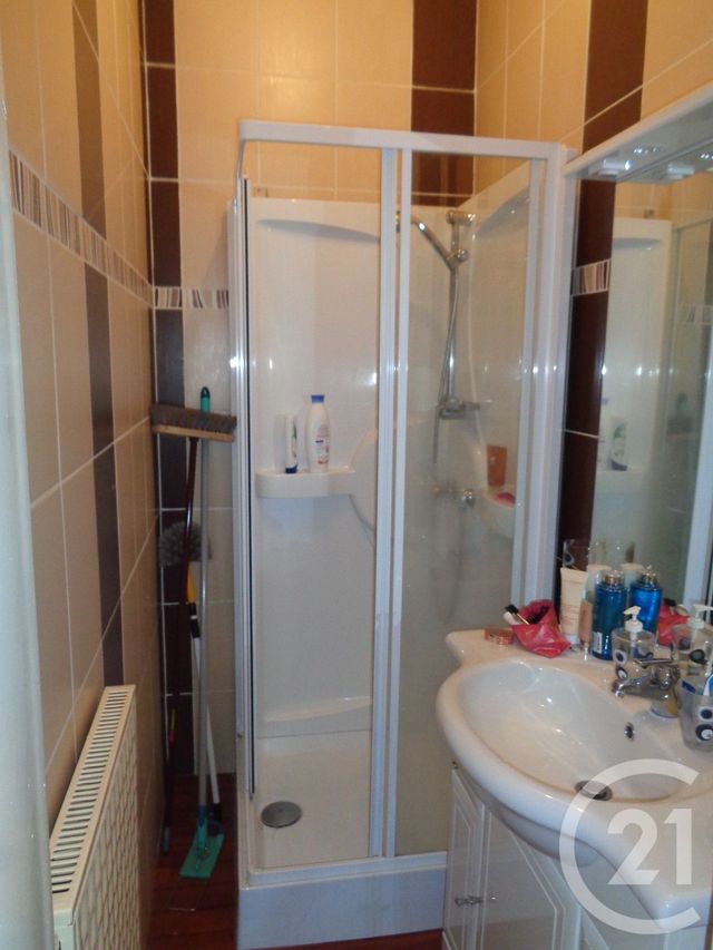 Appartement T3 &agrave; vendre - 3 pi&egrave;ces - 60,70 m2 - Fougeres - 35 - BRETAGNE
