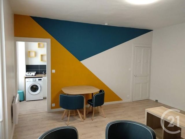 Appartement T1 &agrave; louer - 1 pi&egrave;ce - 31,40 m2 - Fougeres - 35 - BRETAGNE