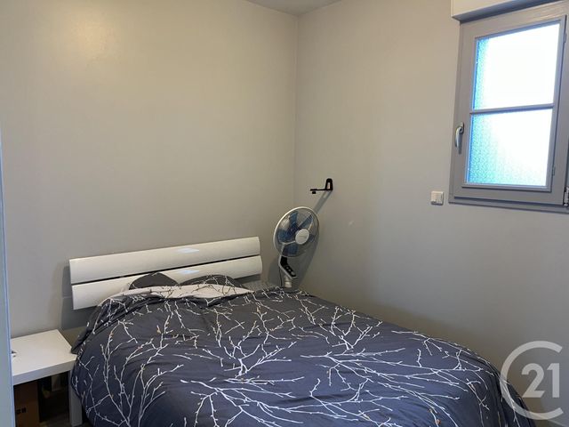 Appartement F1 bis &agrave; louer - 2 pi&egrave;ces - 33,80 m2 - Fougeres - 35 - BRETAGNE