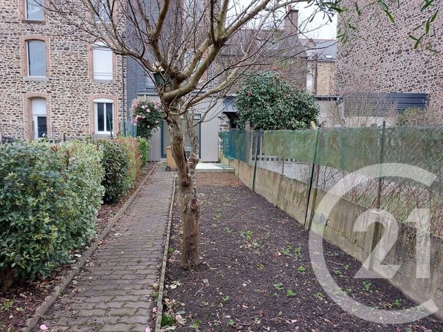Appartement F1 &agrave; louer - 1 pi&egrave;ce - 32,08 m2 - Fougeres - 35 - BRETAGNE