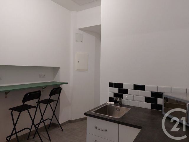 Appartement F1 &agrave; louer - 1 pi&egrave;ce - 32,08 m2 - Fougeres - 35 - BRETAGNE