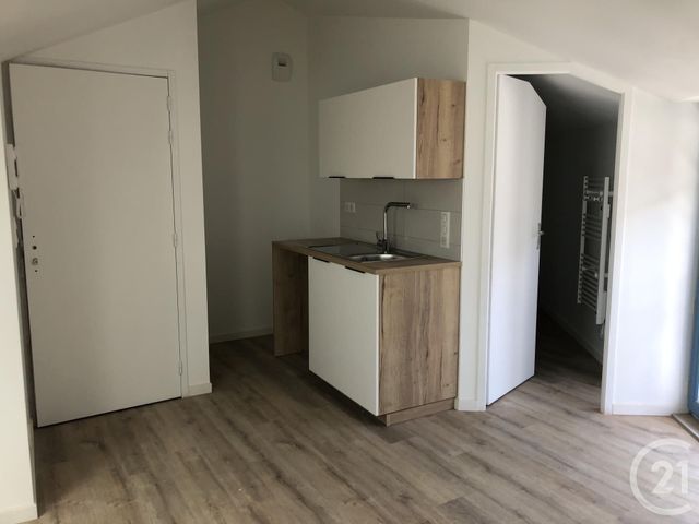 Appartement Studio &agrave; louer - 1 pi&egrave;ce - 21,49 m2 - Fougeres - 35 - BRETAGNE