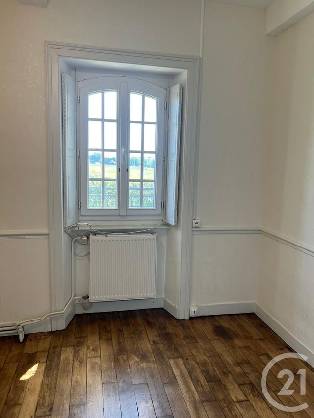 Maison &agrave; louer - 5 pi&egrave;ces - 115 m2 - Luitre Dompierre - 35 - BRETAGNE