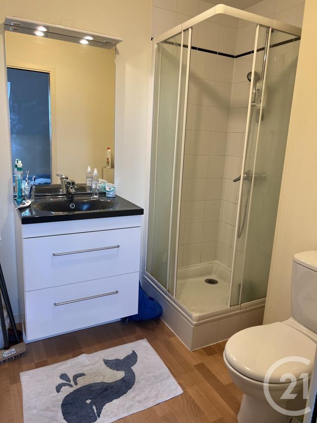 Appartement &agrave; louer - 2 pi&egrave;ces - 27,60 m2 - Fougeres - 35 - BRETAGNE