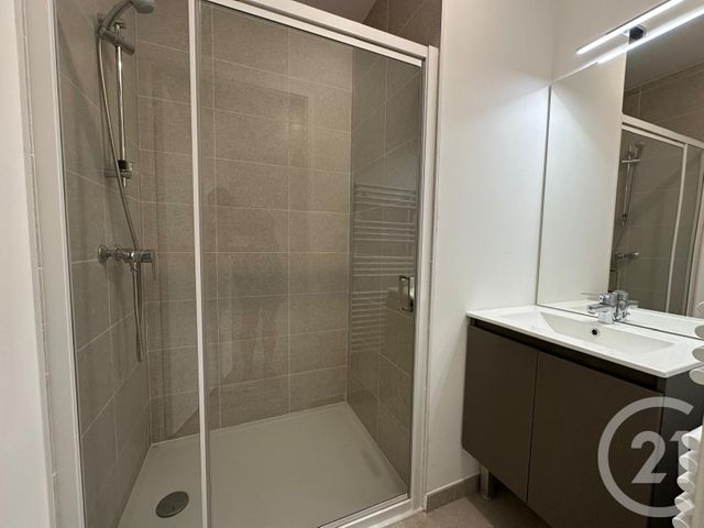 Appartement F5 &agrave; vendre - 5 pi&egrave;ces - 106,19 m2 - Fougeres - 35 - BRETAGNE
