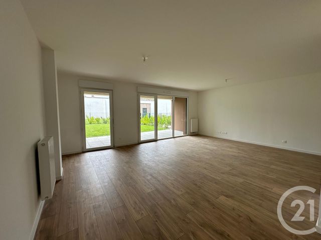 Appartement F5 &agrave; vendre - 5 pi&egrave;ces - 106,19 m2 - Fougeres - 35 - BRETAGNE