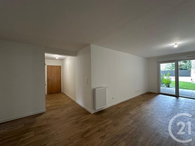 Appartement F5 &agrave; vendre - 5 pi&egrave;ces - 100,30 m2 - Fougeres - 35 - BRETAGNE