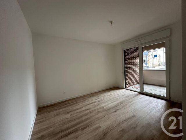 Appartement F5 &agrave; vendre - 5 pi&egrave;ces - 100,30 m2 - Fougeres - 35 - BRETAGNE