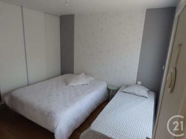 Appartement &agrave; louer - 2 pi&egrave;ces - 43,54 m2 - Fougeres - 35 - BRETAGNE