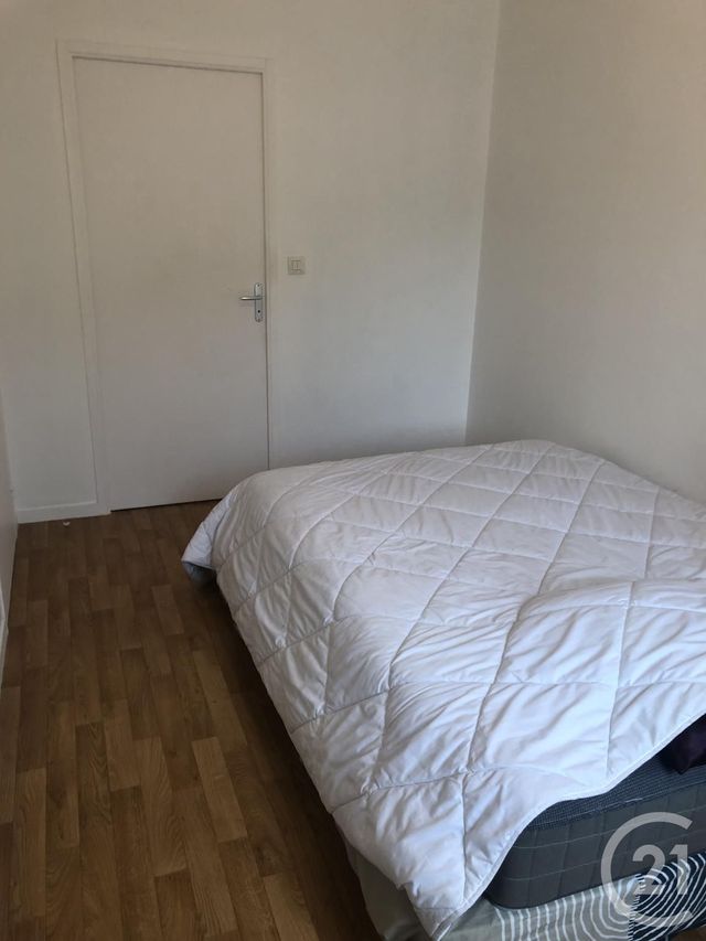 Appartement &agrave; louer - 2 pi&egrave;ces - 35,50 m2 - Fougeres - 35 - BRETAGNE
