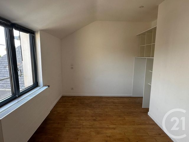 Maison &agrave; vendre - 8 pi&egrave;ces - 137,55 m2 - Fougeres - 35 - BRETAGNE