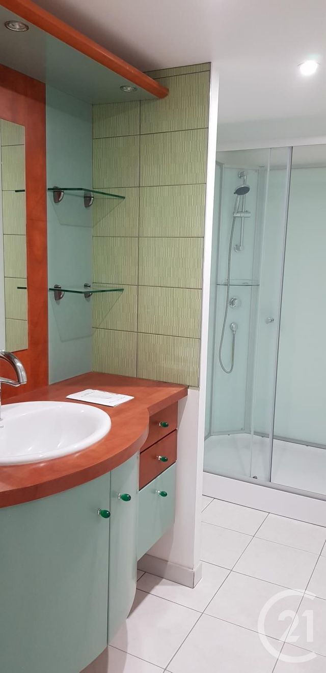 Appartement T3 &agrave; louer - 3 pi&egrave;ces - 73 m2 - St Brice En Cogles - 35 - BRETAGNE