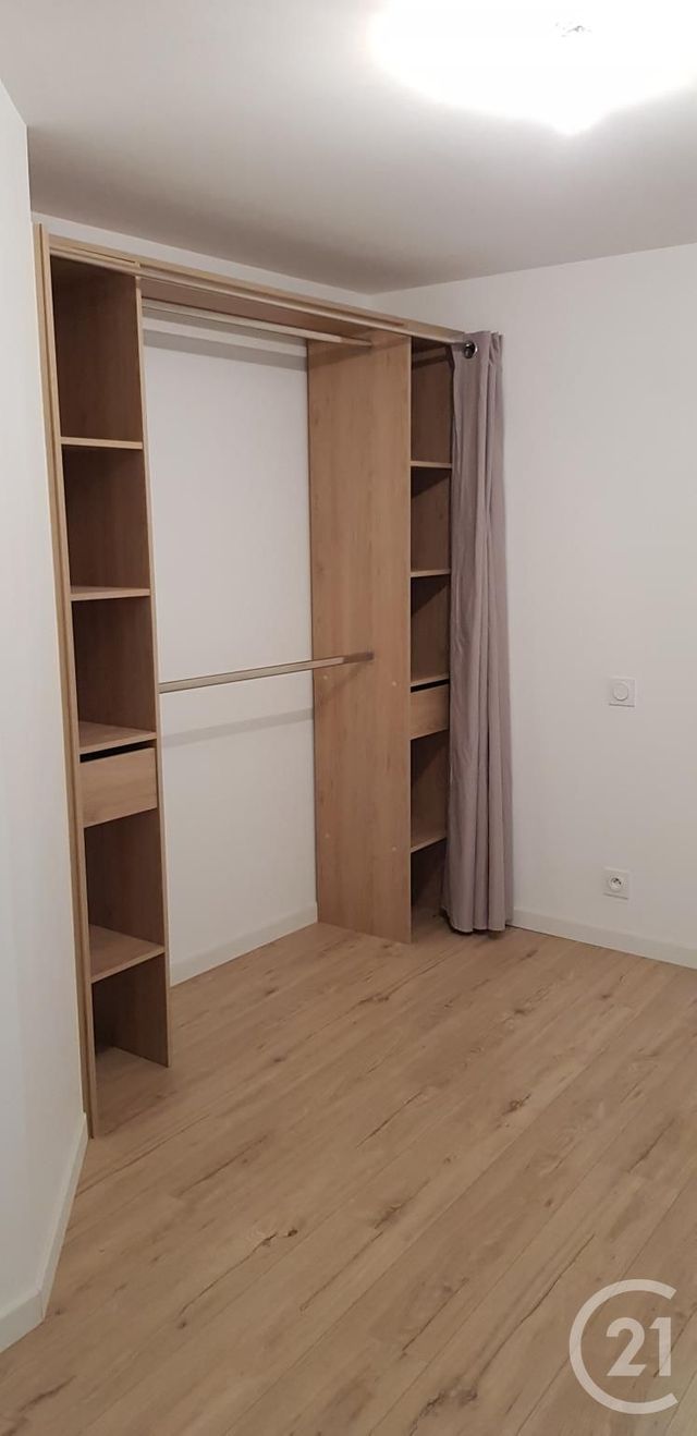 Appartement T3 &agrave; louer - 3 pi&egrave;ces - 73 m2 - St Brice En Cogles - 35 - BRETAGNE