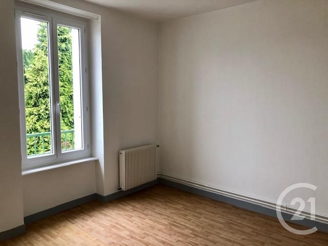 Appartement &agrave; louer - 2 pi&egrave;ces - 35 m2 - Fougeres - 35 - BRETAGNE