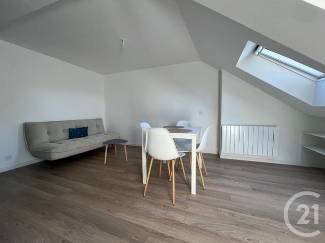 Appartement F2 &agrave; louer - 2 pi&egrave;ces - 27,83 m2 - Fougeres - 35 - BRETAGNE
