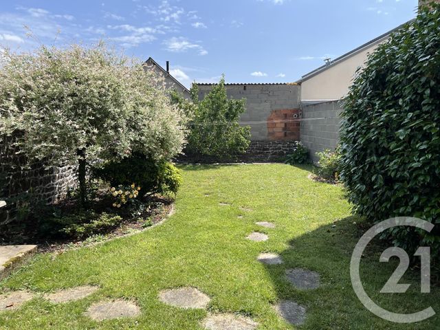 Appartement &agrave; louer - 2 pi&egrave;ces - 41 m2 - Fougeres - 35 - BRETAGNE