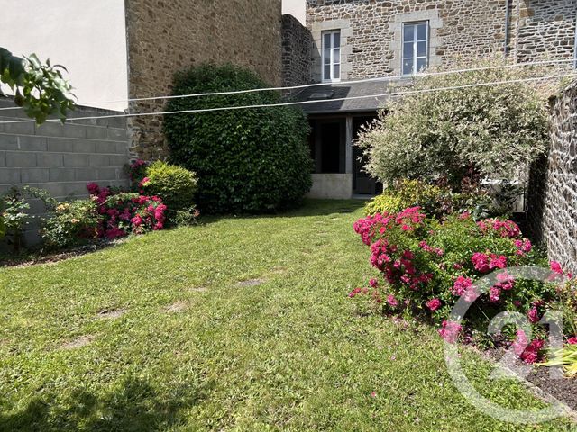 Appartement &agrave; louer - 2 pi&egrave;ces - 41 m2 - Fougeres - 35 - BRETAGNE