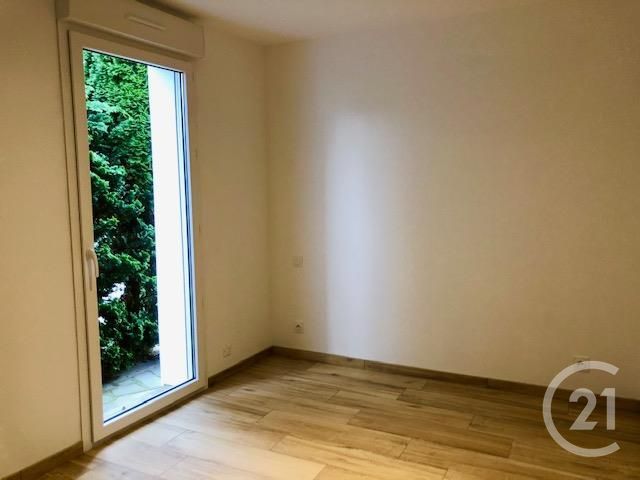Maison &agrave; louer - 2 pi&egrave;ces - 35,80 m2 - Fougeres - 35 - BRETAGNE