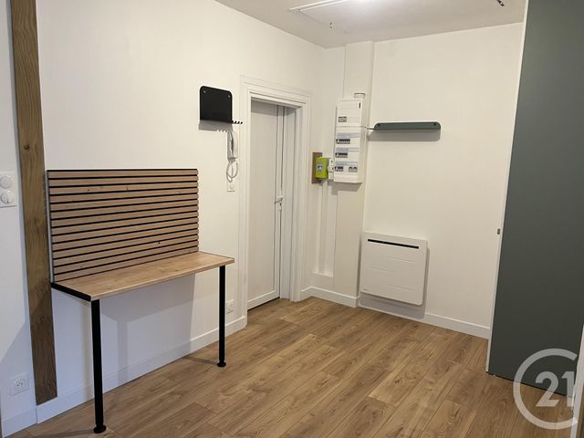 Appartement &agrave; louer - 2 pi&egrave;ces - 36,71 m2 - Fougeres - 35 - BRETAGNE