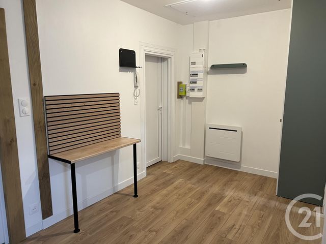 Appartement &agrave; louer - 2 pi&egrave;ces - 36,71 m2 - Fougeres - 35 - BRETAGNE