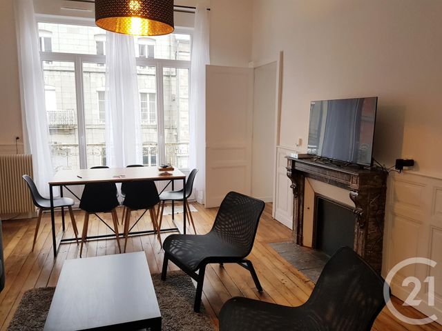 Appartement Chambre &agrave; louer - 1 pi&egrave;ce - 19,45 m2 - Fougeres - 35 - BRETAGNE