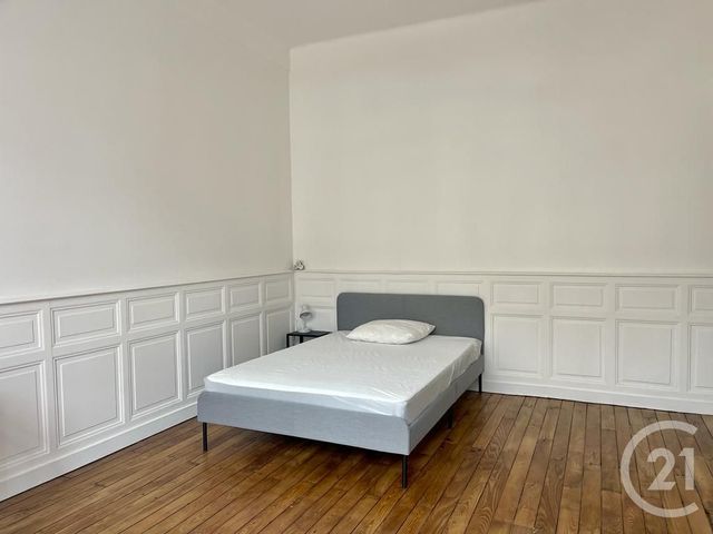 Appartement Chambre &agrave; louer - 1 pi&egrave;ce - 19,45 m2 - Fougeres - 35 - BRETAGNE