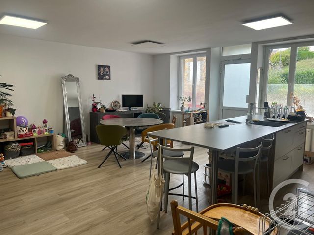 Appartement &agrave; louer - 4 pi&egrave;ces - 99,38 m2 - Lecousse - 35 - BRETAGNE