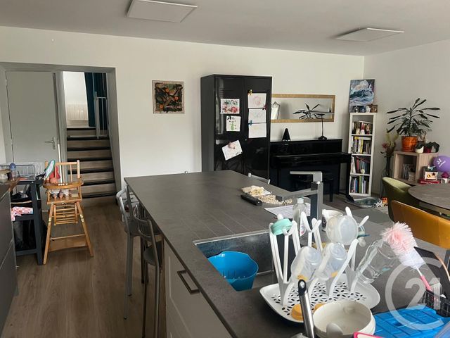 Appartement &agrave; louer - 4 pi&egrave;ces - 99,38 m2 - Lecousse - 35 - BRETAGNE
