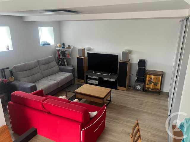 Appartement &agrave; louer - 4 pi&egrave;ces - 99,38 m2 - Lecousse - 35 - BRETAGNE