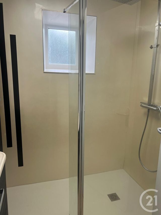 Appartement &agrave; louer - 4 pi&egrave;ces - 99,38 m2 - Lecousse - 35 - BRETAGNE