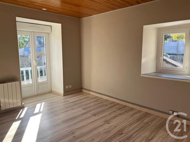 Maison &agrave; louer - 3 pi&egrave;ces - 76 m2 - St Georges De Chesne - 35 - BRETAGNE
