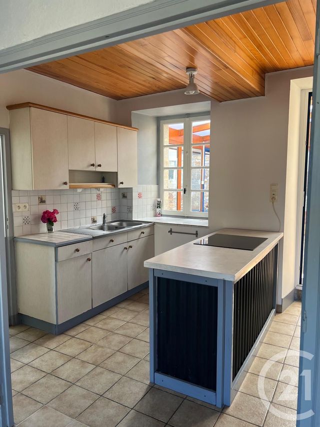 Maison &agrave; louer - 3 pi&egrave;ces - 76 m2 - St Georges De Chesne - 35 - BRETAGNE
