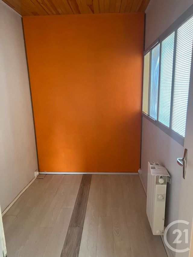 Maison &agrave; louer - 3 pi&egrave;ces - 76 m2 - St Georges De Chesne - 35 - BRETAGNE