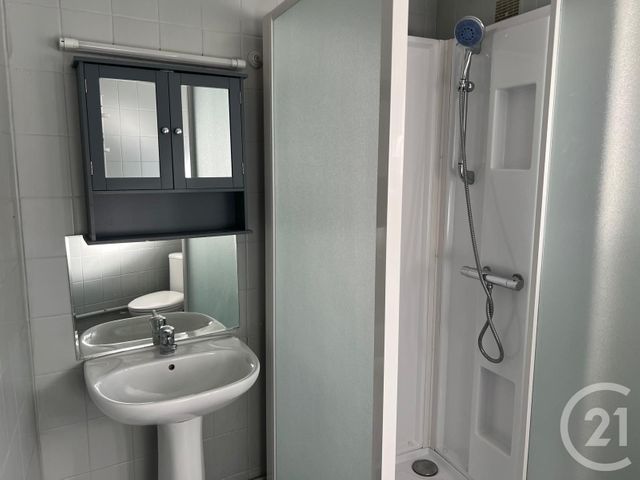 Maison &agrave; louer - 3 pi&egrave;ces - 76 m2 - St Georges De Chesne - 35 - BRETAGNE