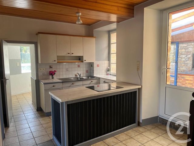 Maison &agrave; louer - 3 pi&egrave;ces - 76 m2 - St Georges De Chesne - 35 - BRETAGNE